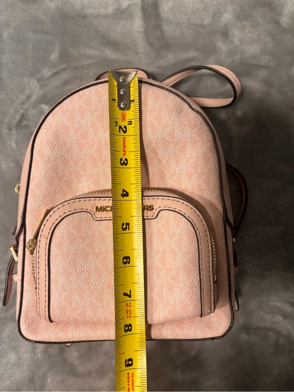 Michael Kors compact blush